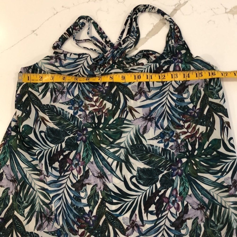 Twik SZ10 Floral braided crisscross top - Picture 11 of 12